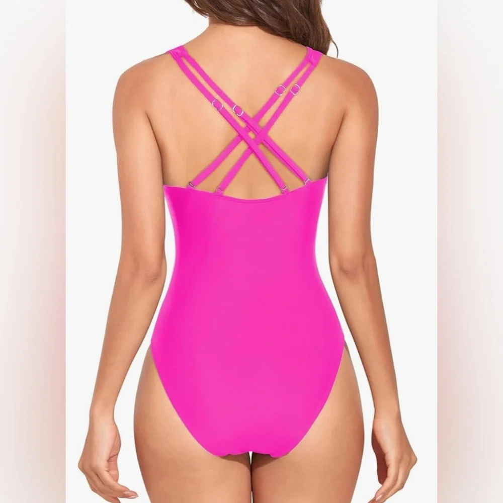 One piece rouched swimsuit NWT Small